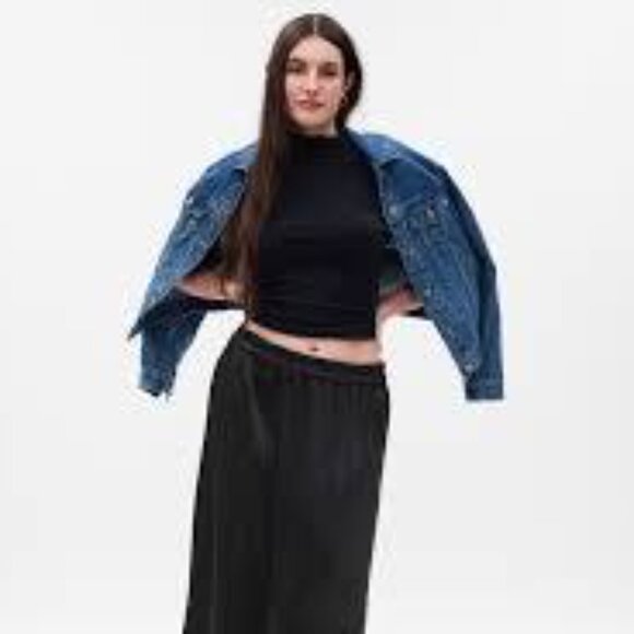 GAP Satin Midi Skirt Side Vent at Hemline Black size Small - Picture 2 of 13